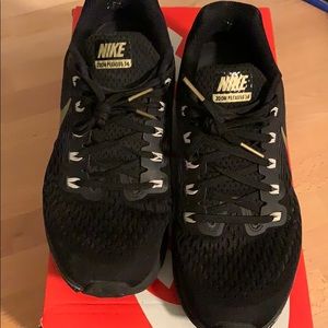 Zoom Pegasus 34 Nike Tennis Shoes